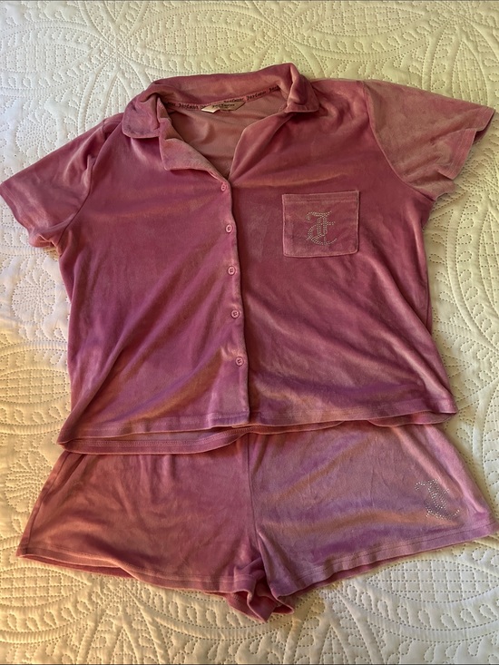 Juicy Couture Other - Juicy Couture Velour Pajama Set